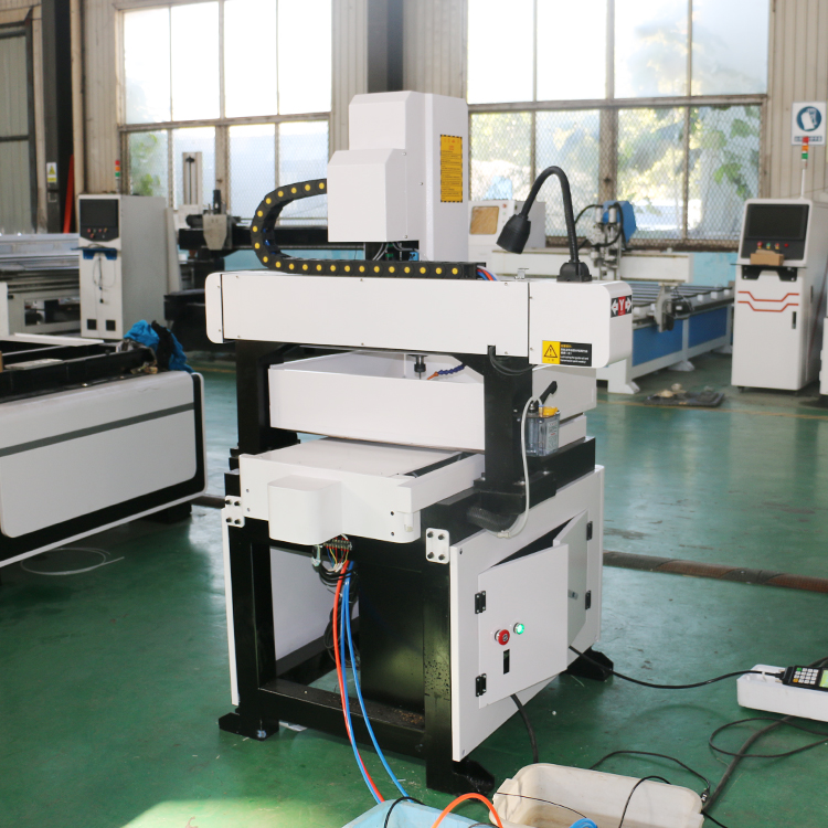 Mini routeur CNC 3 axes 6060 6 - Cnc Router avis et prix